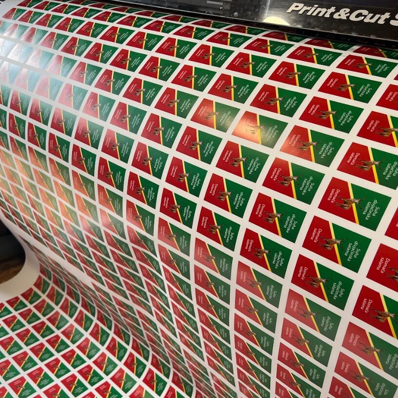 Velikoformatni tisk nalepk